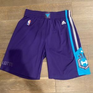 Authentic NBA game shorts (Charlotte Hornets)